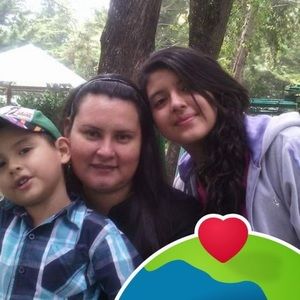 Meet your Posher, Lorena